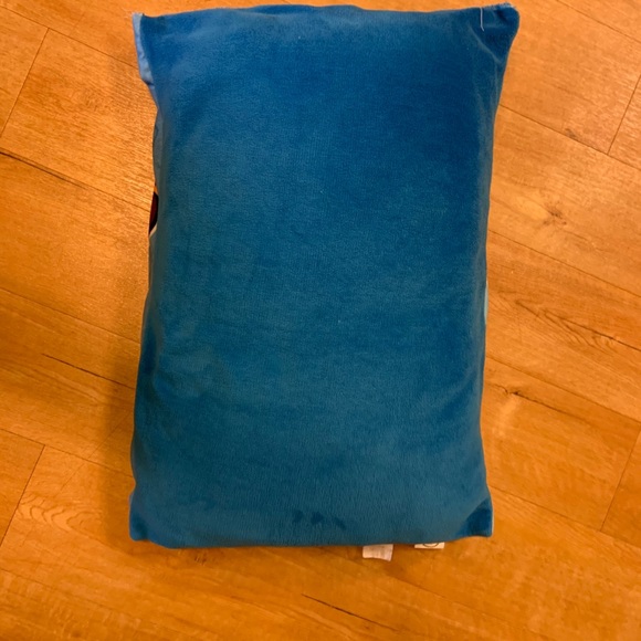 Super Mario Colectable Pillow 25x18 used sparingly - Picture 6 of 6